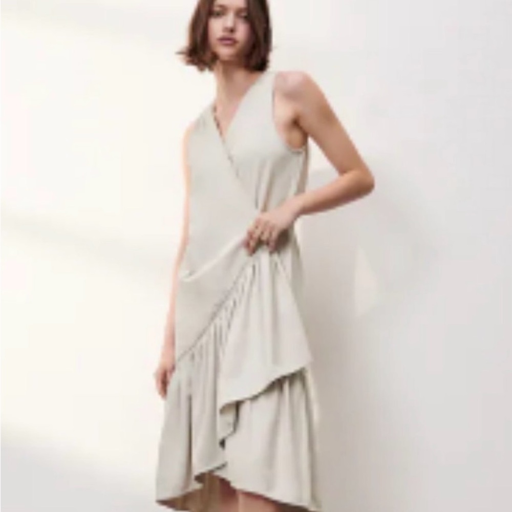 Zara asymmetrical ruffled wrap midi dress in 100% cotton, size M